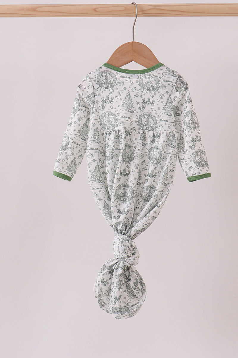 Green christmas tree print gown